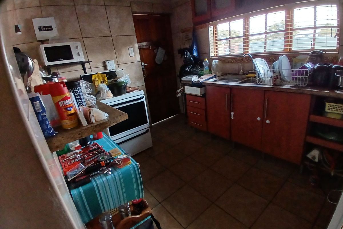 House For Sale in Bela Bela Central - Photo 5