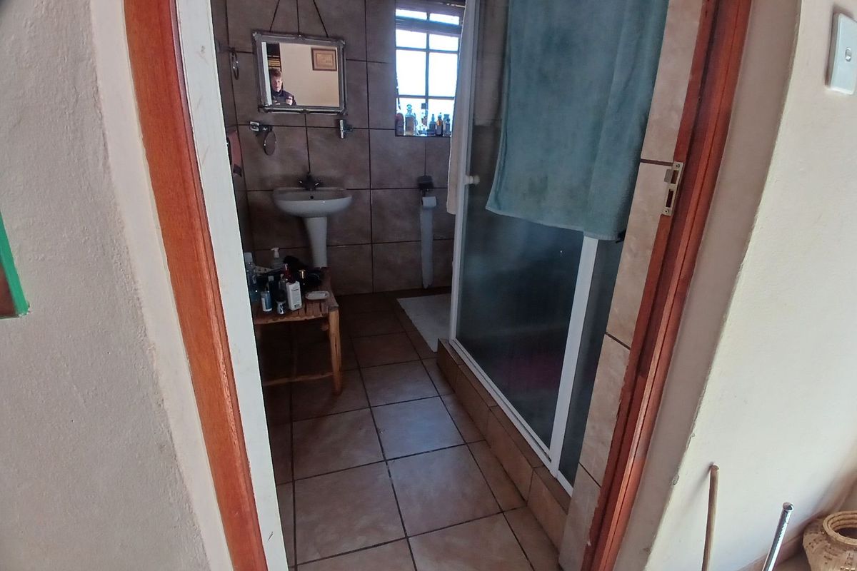 House For Sale in Bela Bela Central - Photo 3