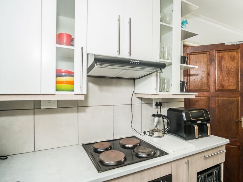 House For Sale in Kleinbegin - Photo 4