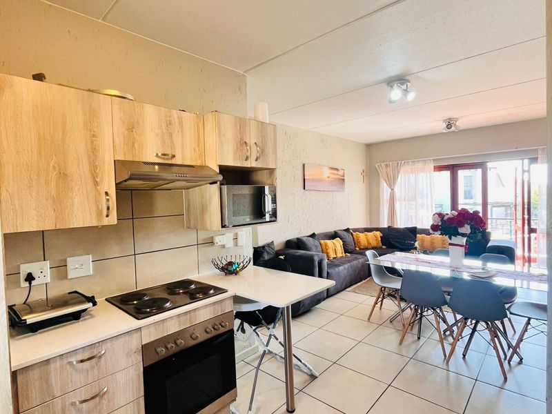 Apartment For Sale in Douglasdale - Photo 4