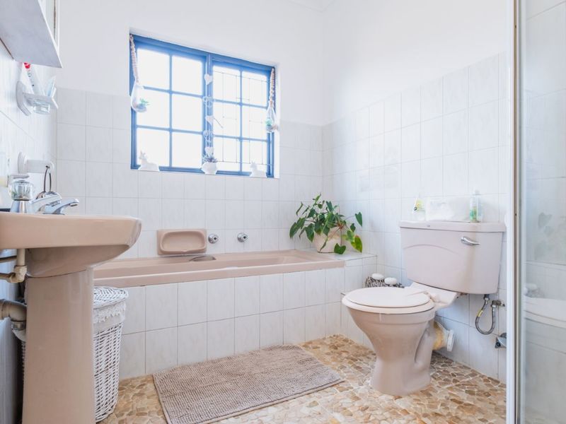 House For Sale in Loerie Park - Photo 10