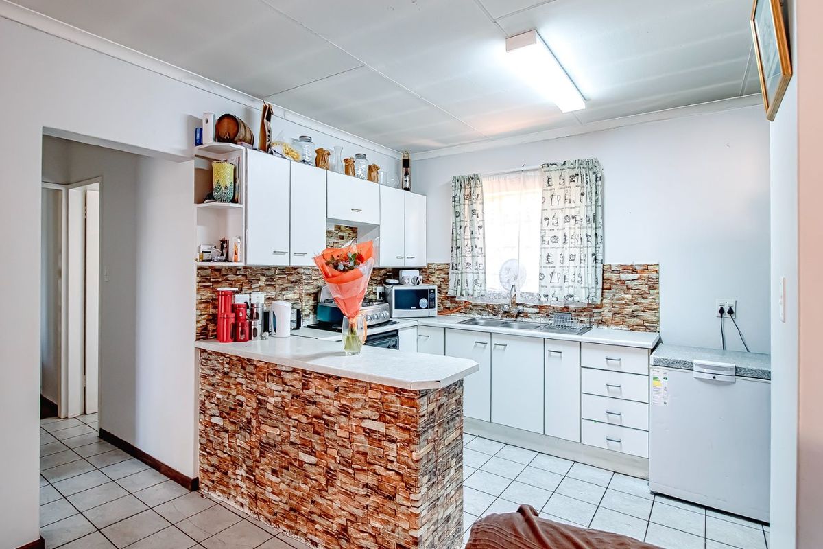 House For Sale in Dorandia - Photo 5