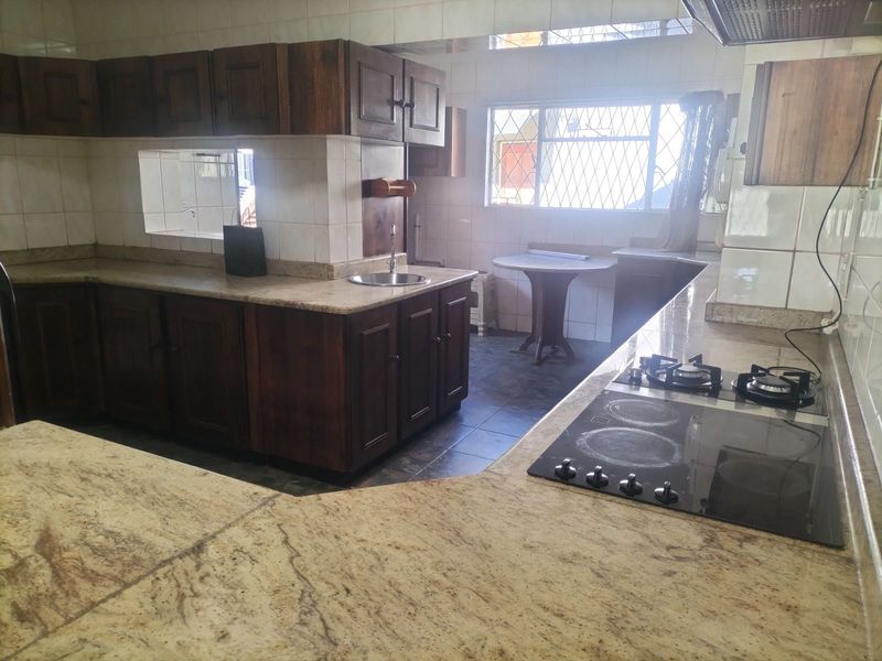 House For Sale in Northmead - Photo 9