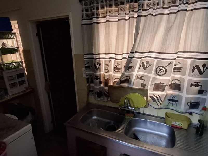 Townhouse For Sale in Medi Park - Photo 2