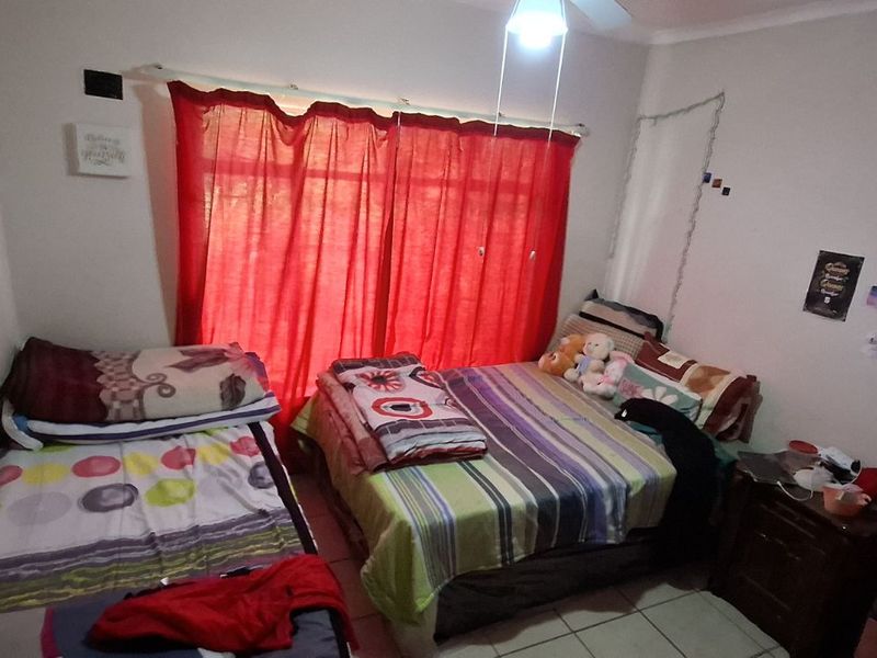 Townhouse For Sale in Medi Park - Photo 8