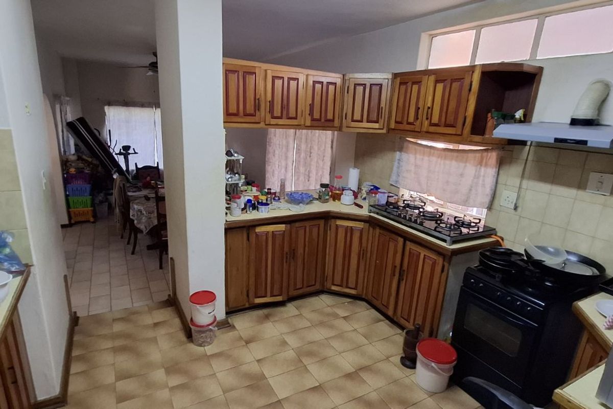 Townhouse For Sale in Medi Park - Photo 3