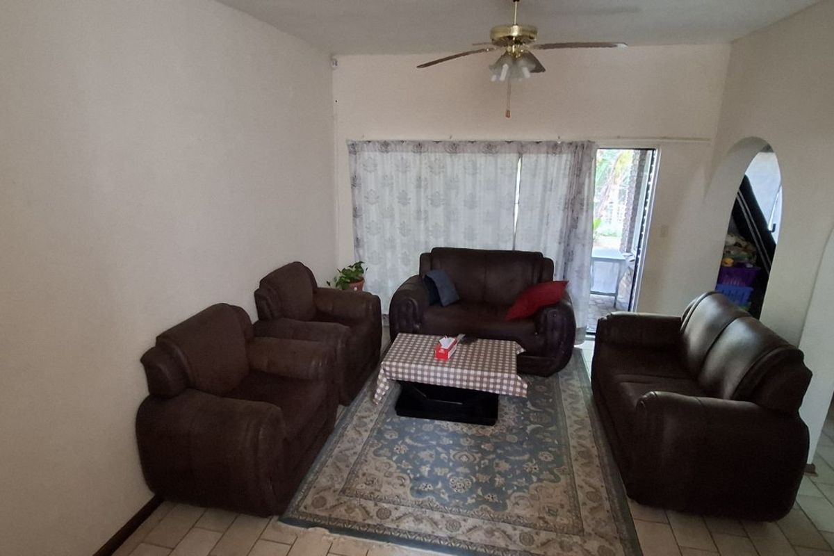 Townhouse For Sale in Medi Park - Photo 4