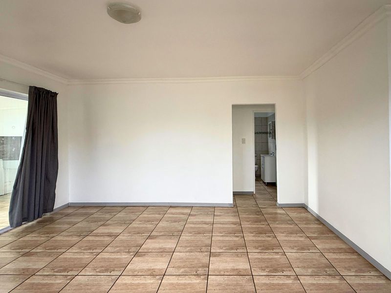 House For Sale in Pearly Beach - Photo 4