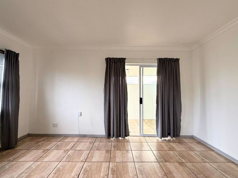 House For Sale in Pearly Beach - Photo 8