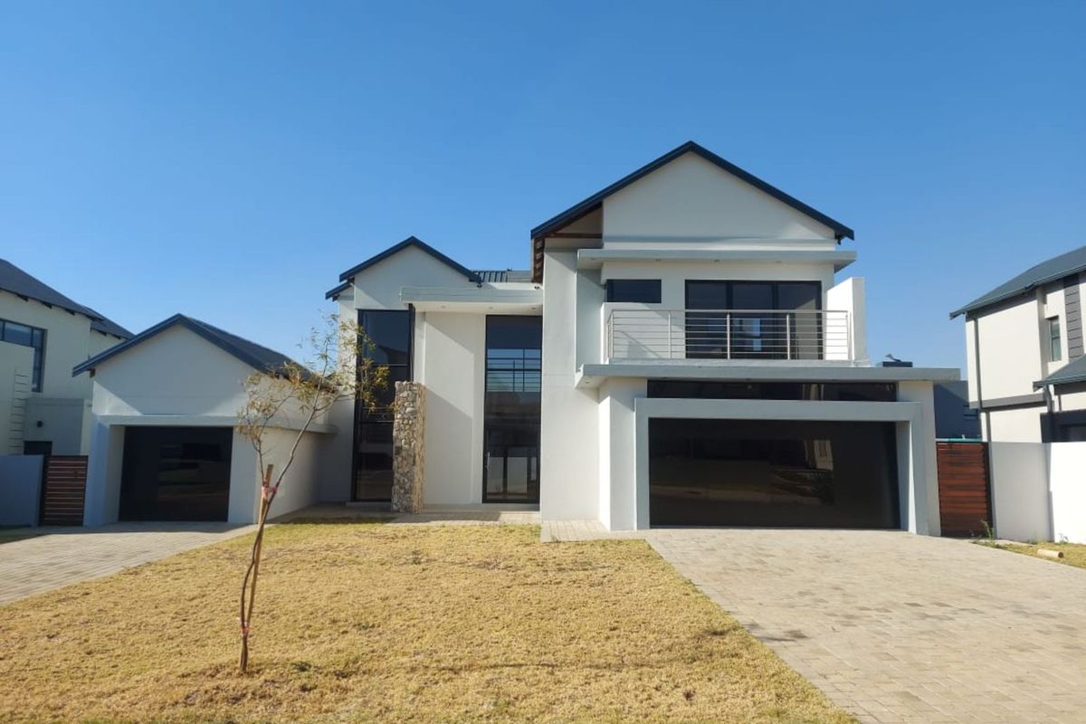 House For Sale in Six Fountains Residential Estate - Photo 2