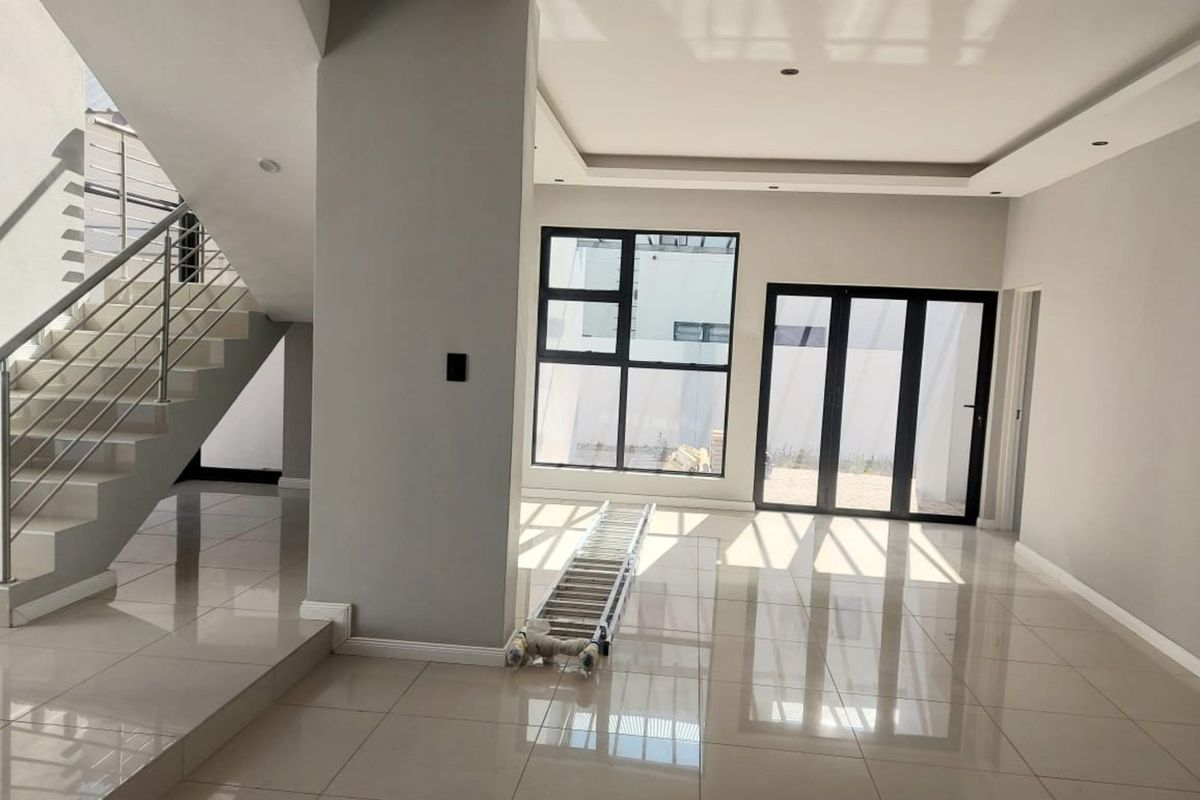 House For Sale in Six Fountains Residential Estate - Photo 4