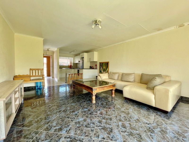 Apartment For Sale in Florida - Photo 3