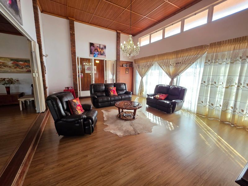 House For Sale in Klisserville - Photo 2