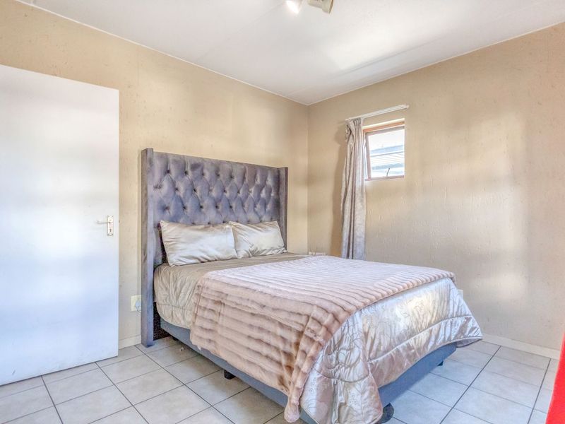 Apartment For Sale in Ferndale - Photo 10