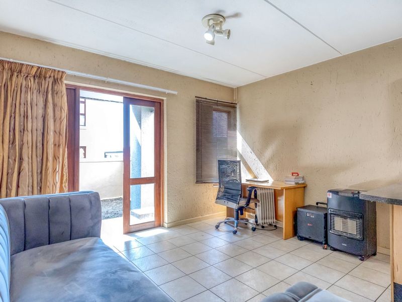 Apartment For Sale in Ferndale - Photo 6