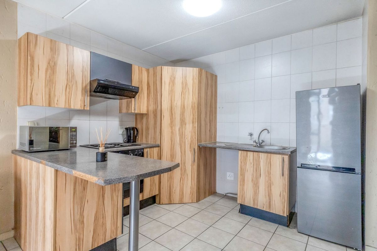 Apartment For Sale in Ferndale - Photo 2
