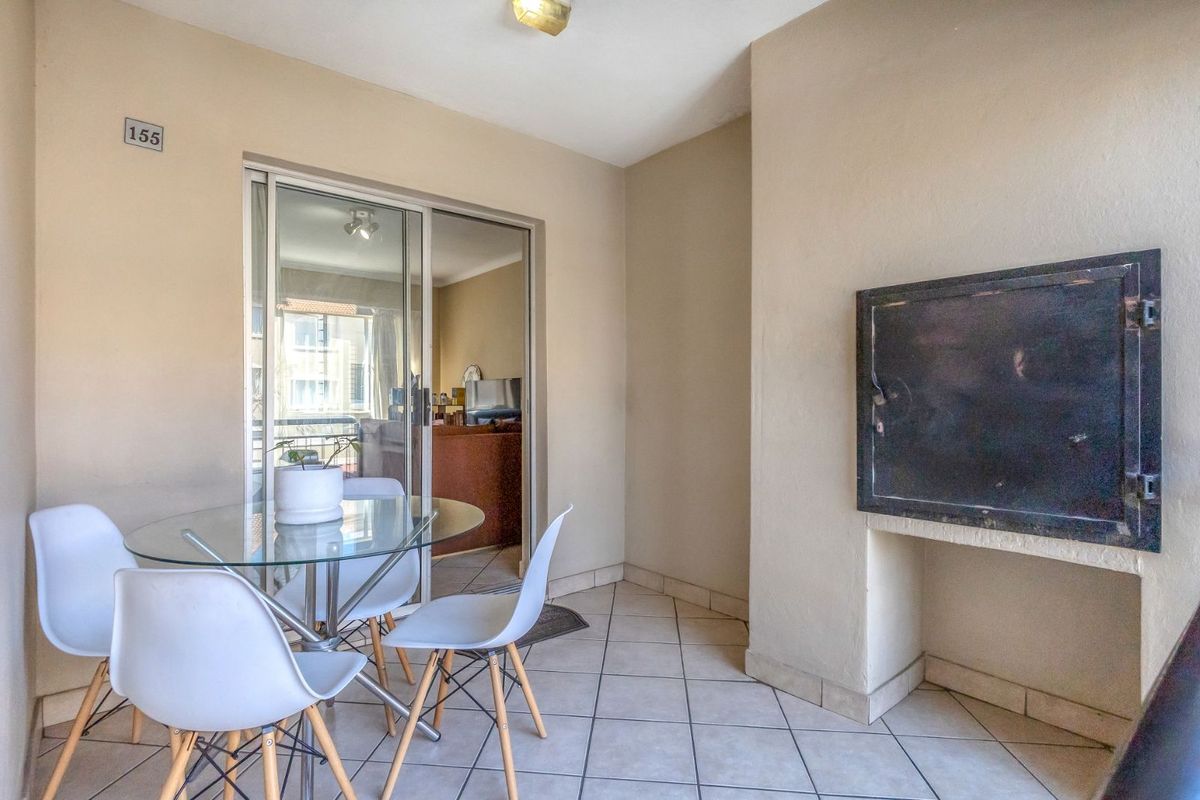 Apartment For Sale in Noordhang - Photo 2