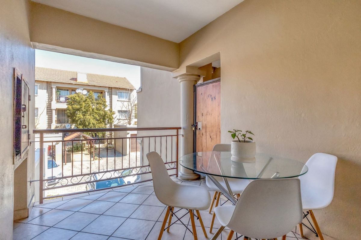 Apartment For Sale in Noordhang - Photo 3