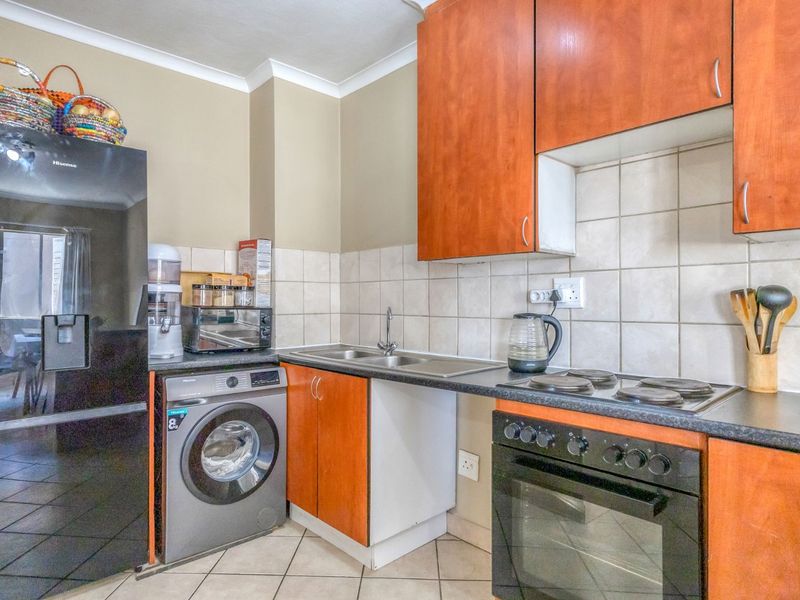 Apartment For Sale in Noordhang - Photo 8