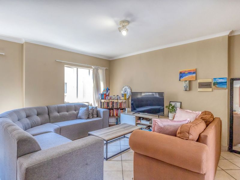 Apartment For Sale in Noordhang - Photo 5