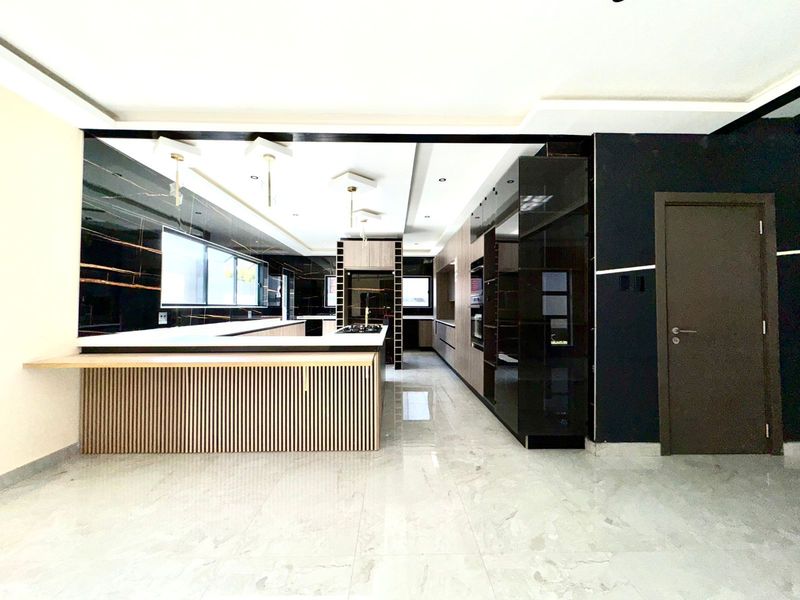 House For Sale in Ferndale - Photo 7