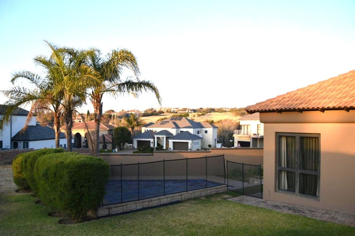 House For Sale in Blue Valley Golf Estate - Photo 4