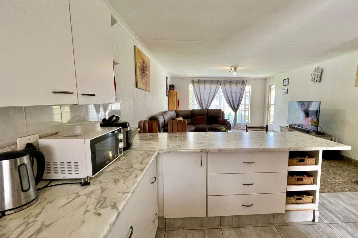 Apartment For Sale in Florida - Photo 5