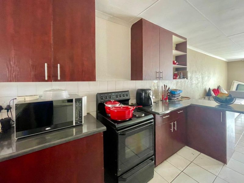 Apartment For Sale in Florida - Photo 5