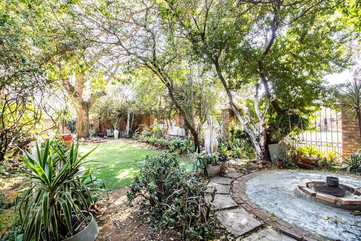 House For Sale in Wingate Park - Photo 2