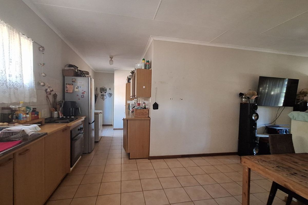House For Sale in Modimolle Central - Photo 4