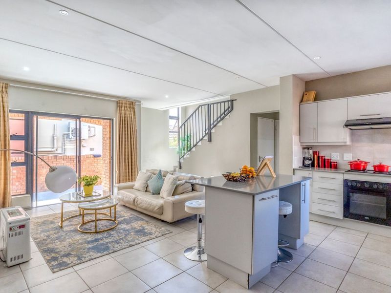 Townhouse For Sale in Bromhof - Photo 8