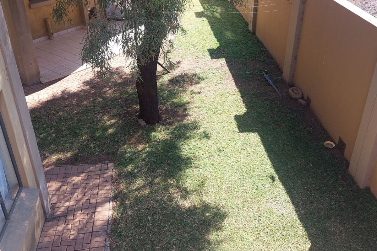 Apartment For Sale in Penina Park Ext 1 - Photo 5