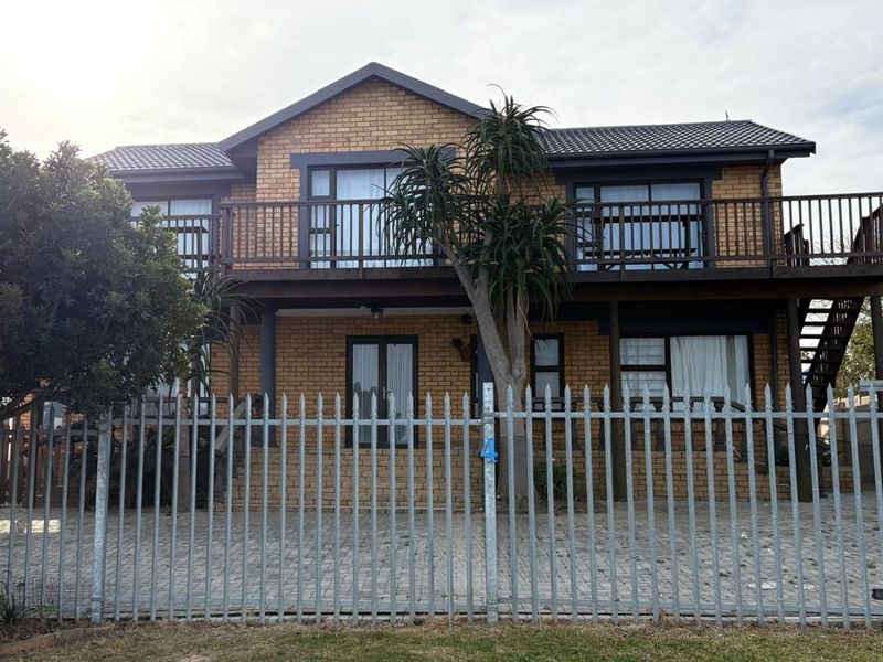 House For Sale in Dana Bay - Photo 2