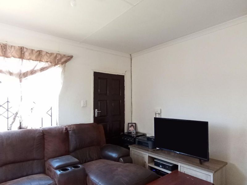 House For Sale in Savanna City - Photo 9