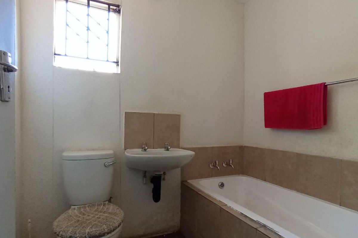 House For Sale in Savanna City - Photo 4