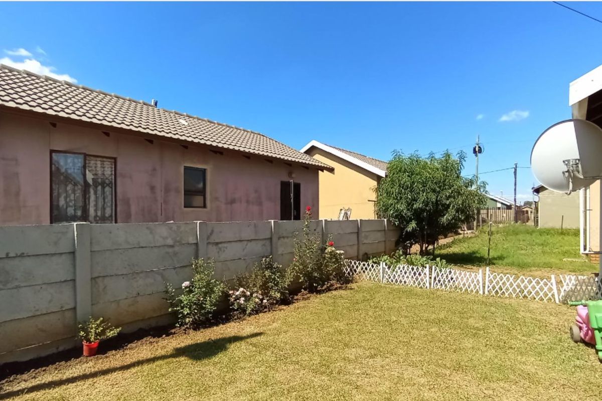 House For Sale in Savanna City - Photo 3
