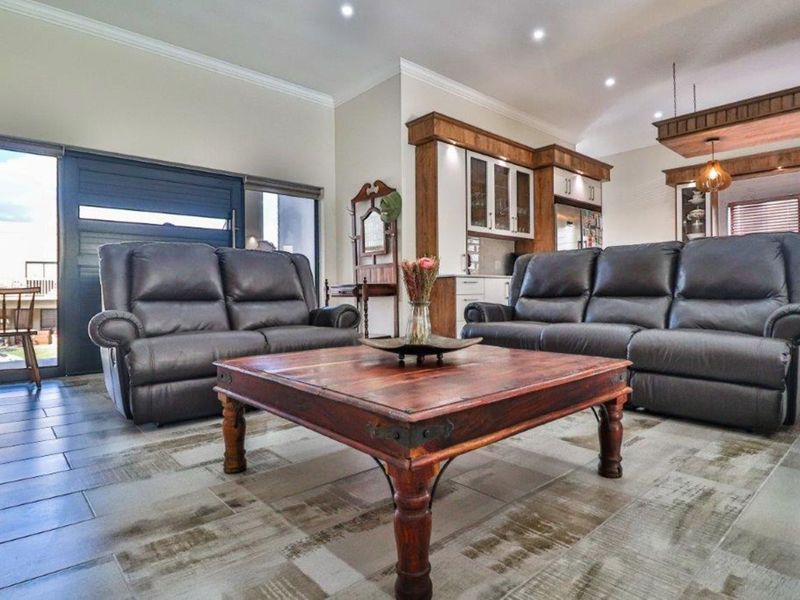 House For Sale in Dana Bay - Photo 9