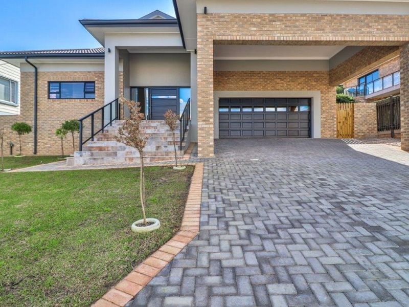 House For Sale in Dana Bay - Photo 4