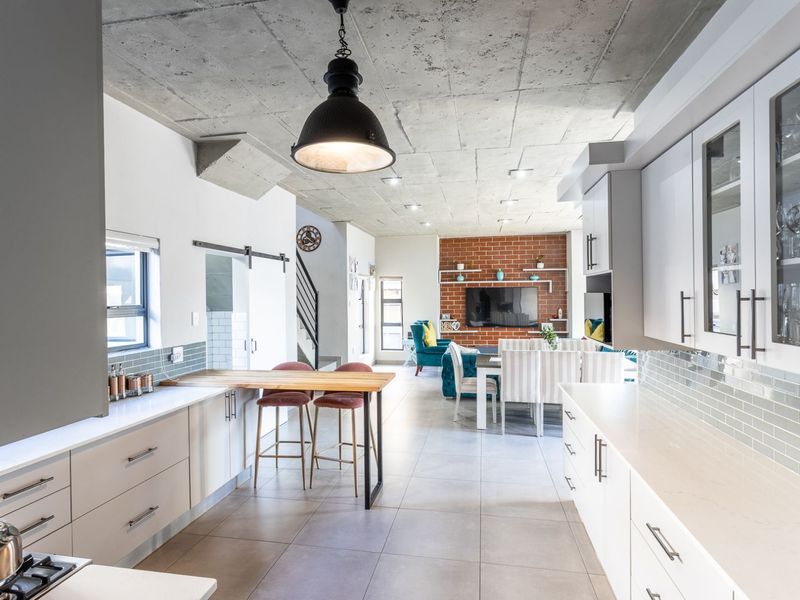 House For Sale in Olympus AH - Photo 10