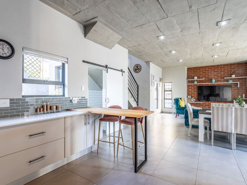 House For Sale in Olympus AH - Photo 7