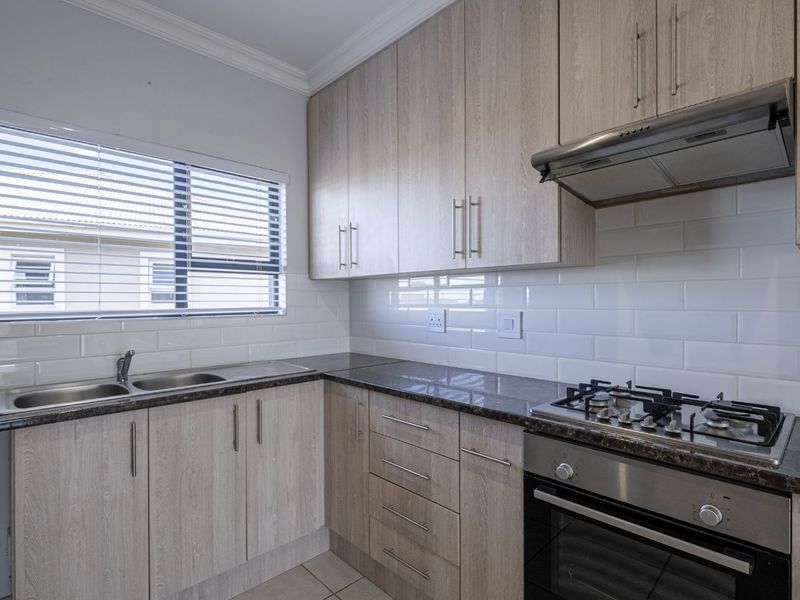 House For Sale in Fountains Estate - Photo 10