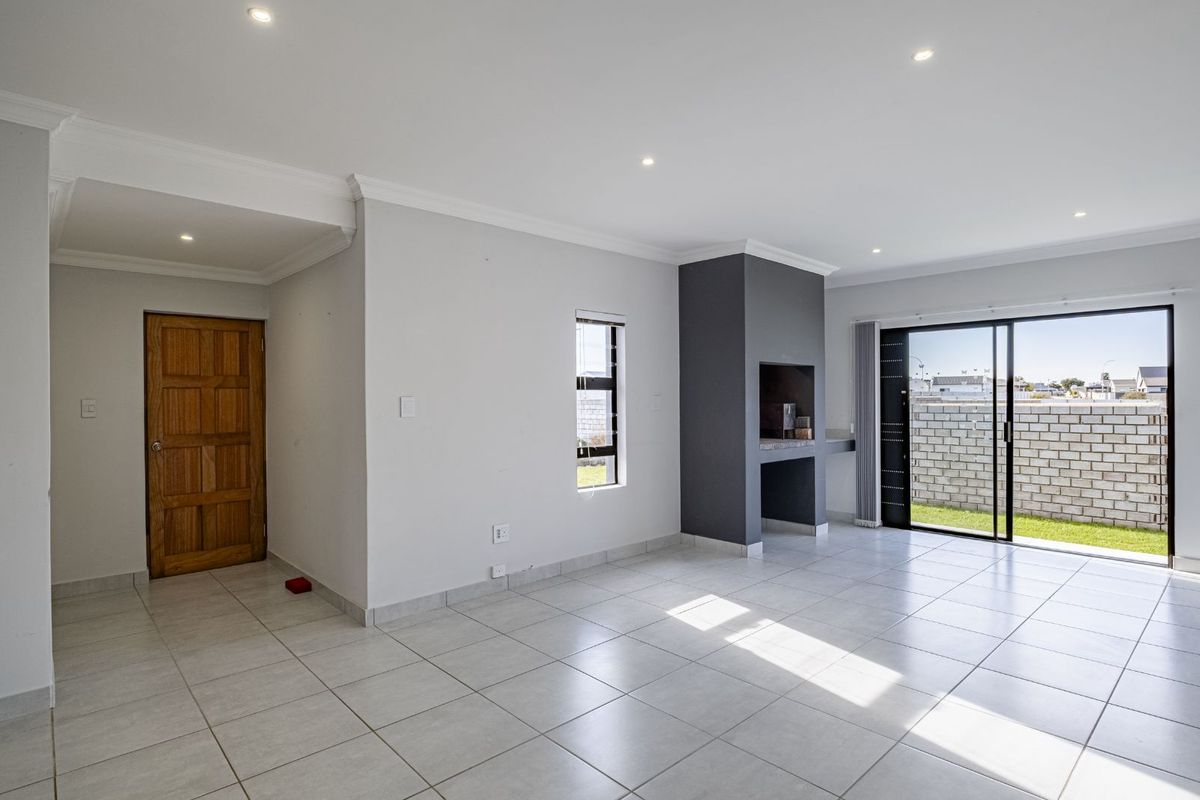 House For Sale in Fountains Estate - Photo 4