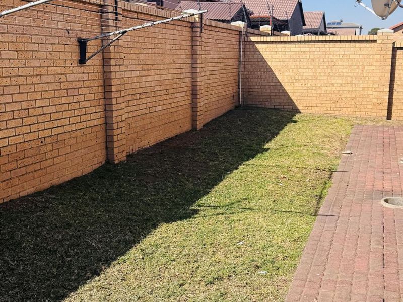 House For Sale in Tasbet Park - Photo 10