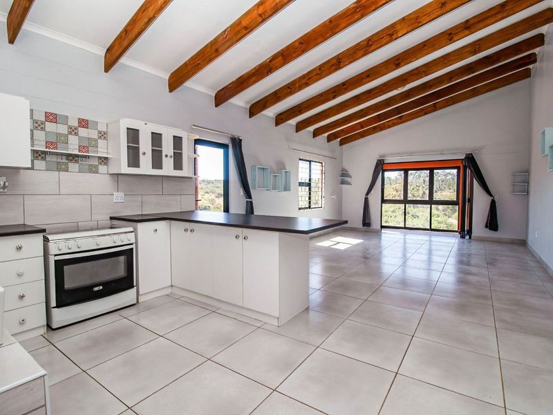 House For Sale in Albertinia Central - Photo 3