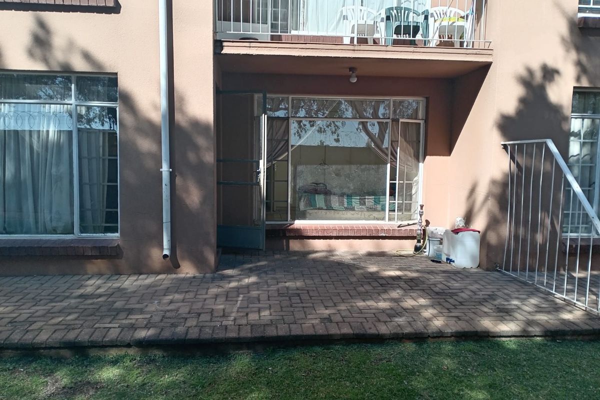 Apartment For Sale in Florida - Photo 2