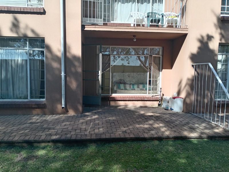 Apartment For Sale in Florida - Photo 2