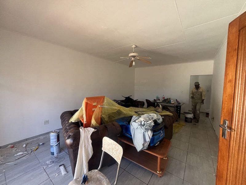 Townhouse For Sale in Mookgopong Central - Photo 3