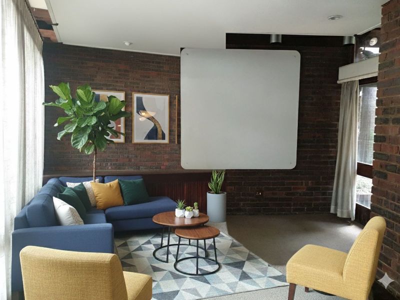 House For Sale in Muckleneuk - Photo 2