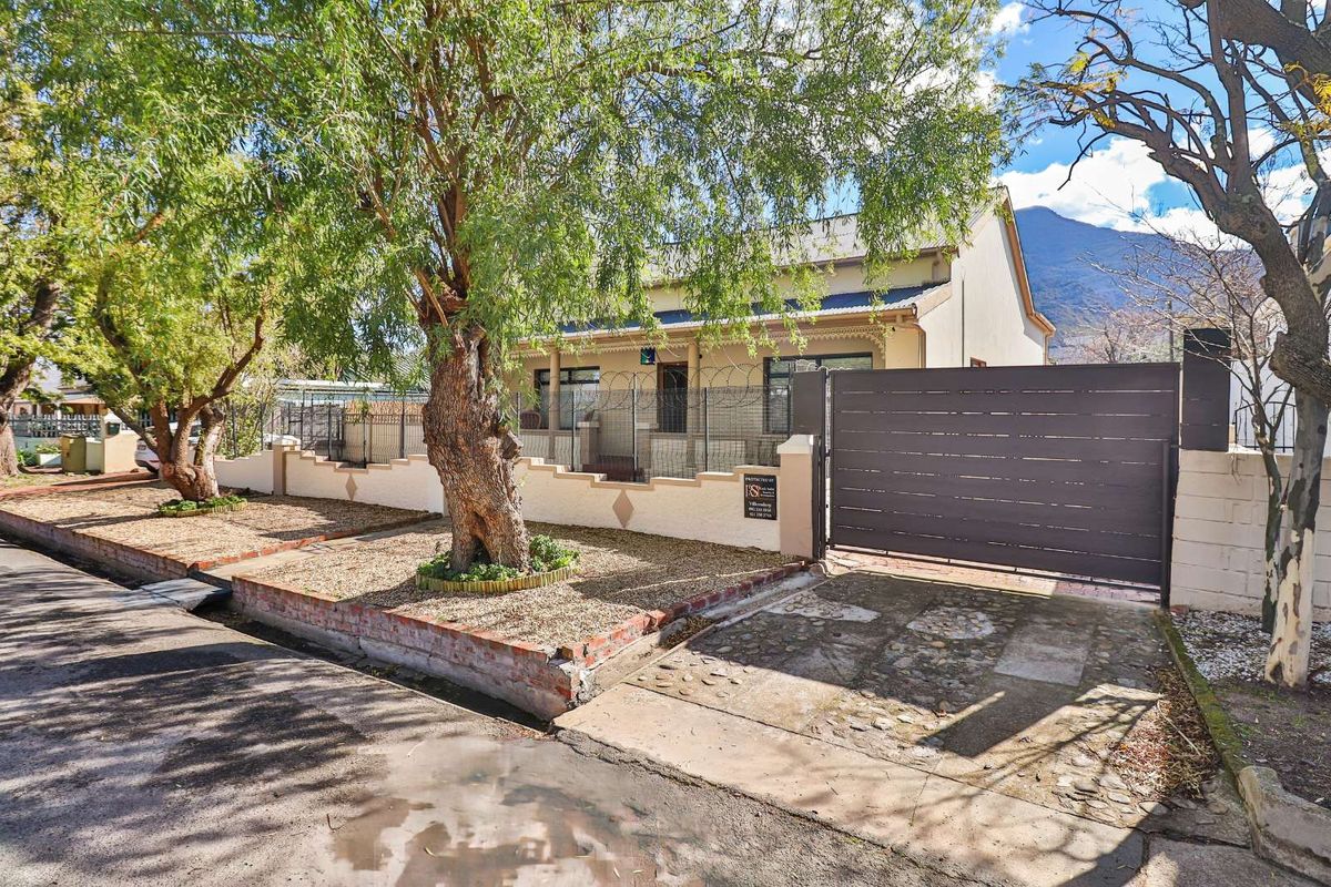 House For Sale in Villiersdorp Central - Photo 4