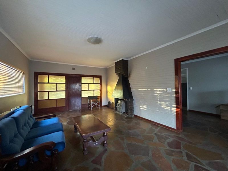 House For Sale in Barkly West Central - Photo 8